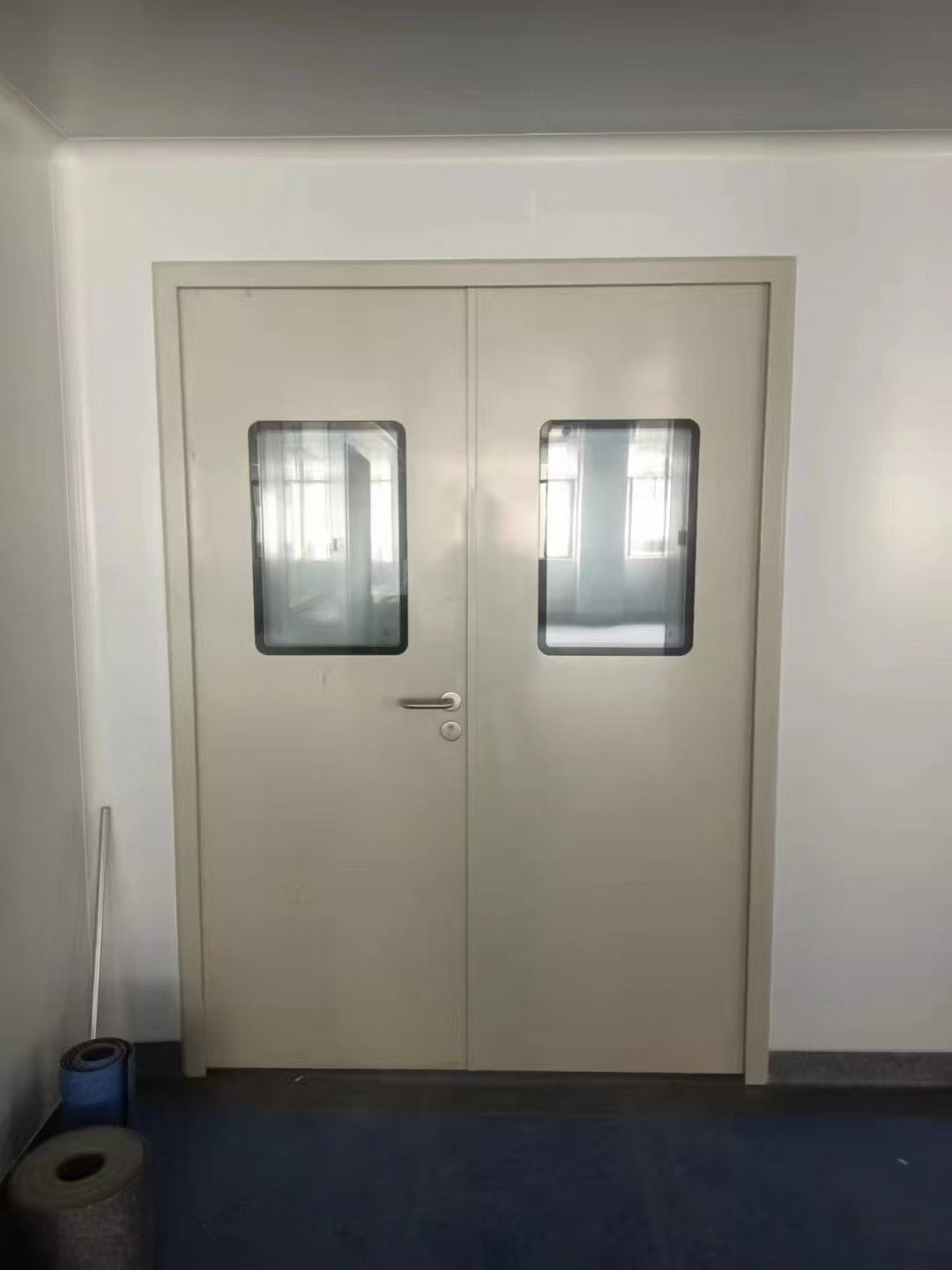 预算有限如何挑选高性价比医院专用门？避坑指南